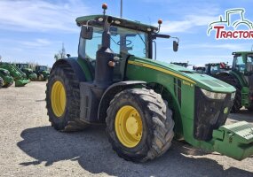 John Deere 8320R