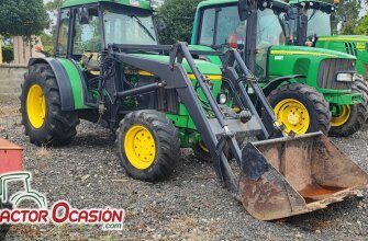 John Deere con pala