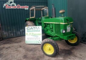 JOHN DEERE 3135