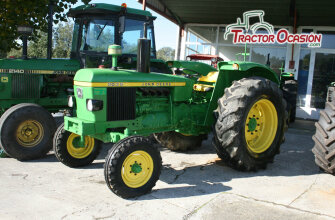 John Deere 2035
