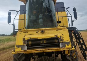 NEW HOLLAND CS540