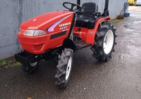 Minitractor moderno YANMAR