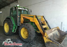 John Deere - 6900