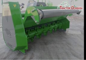 INDUSAGRI TLP-1600 CON PORTON HIDRAULICO