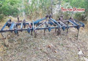 CULTIVADOR ARADO DE 11 BRAZOS CON RASTRA 