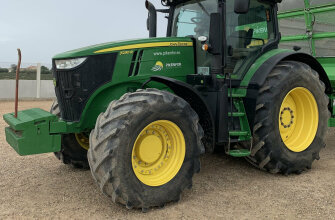 John Deere 7230R