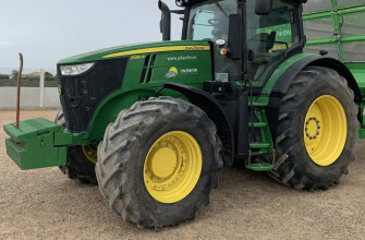 John Deere 7230R