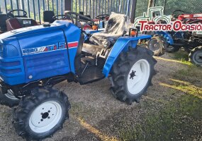 Minitractor ISEKI con dirección hidraulica