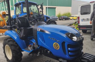 TRACTOR LS XJ25HST