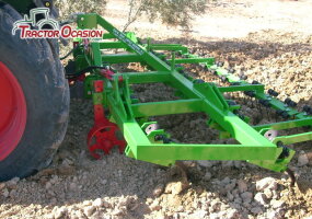 Cultivador 13 brazos