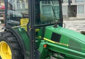 JHON DEERE 1046 