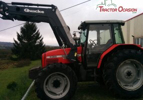 Massey Ferguson 4365 con pala
