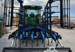 CULTIVADOR, CHISEL DE 28 BRAZOS 40X30 EN 3 FILAS