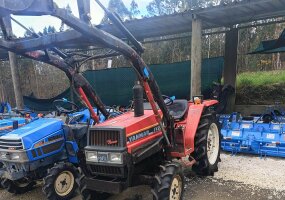 Minitractor yanmar con pala