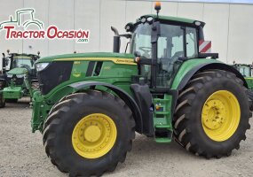 John Deere 6M200