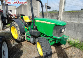 John deere 5215F