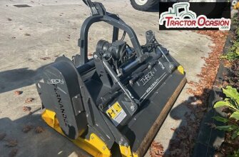 TRITURADORA DE 2 M DESPLAZABLE Y PORTON HIDRAULICO
