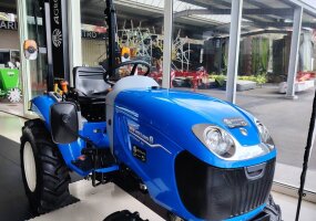 New Holland Boomer 25