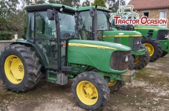John Deere 5515F