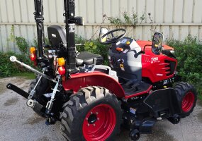 TYM T255 – Tractor Cortacésped Subcompacto