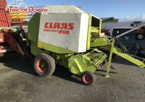 Claas Rollan 250