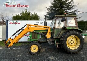 TRACTOR JOHN DEERE 3135 CON PALA