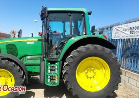 JOHN DEERE - 6820