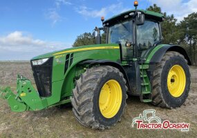 John deere 8320R