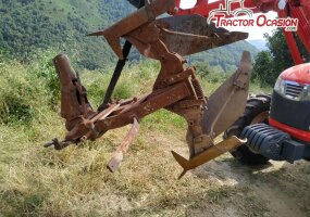 Arado tractor mediano Ocasión