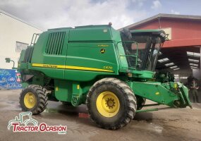John Deere C670