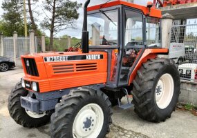 Kubota M7950DT