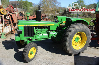 John Deere 2035