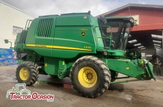 John Deere C670