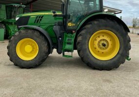 John Deere 6195R