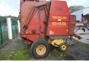 NEW HOLLAND 644