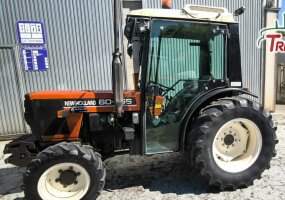 TRACTOR FRUTERO NEW HOLLAND