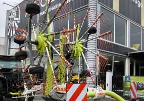 RASTRILLO HILERADOR CLAAS LINER 2700