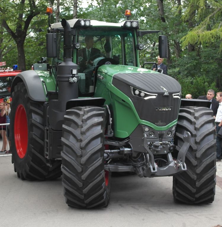 El Fendt 1000 Vario German Meisterwerk Tractorocasión 9063